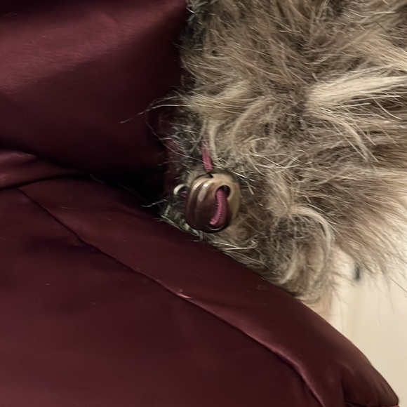 St. John’s Bay puff hooded jacket size medium NWT - Picture 8 of 14